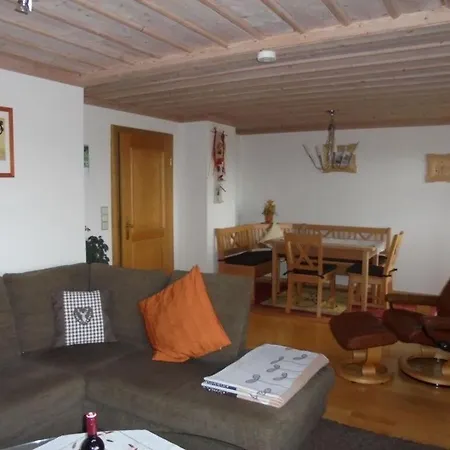 Fischl Apartment *